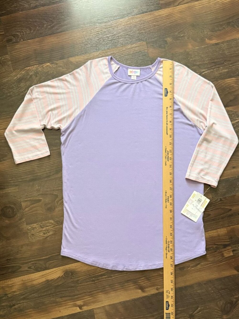 LulaRoe Randy Raglan Tee - NWT - Picture 7 of 8